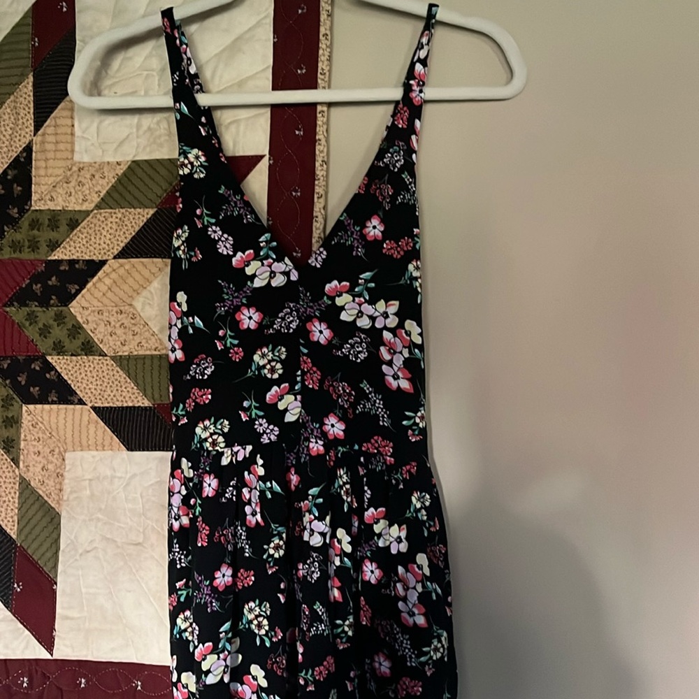 Long gap size small, black floral, print dress great condition